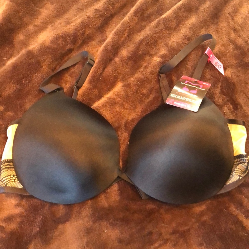 Maidenform Demi coverage BRAND NEW bra